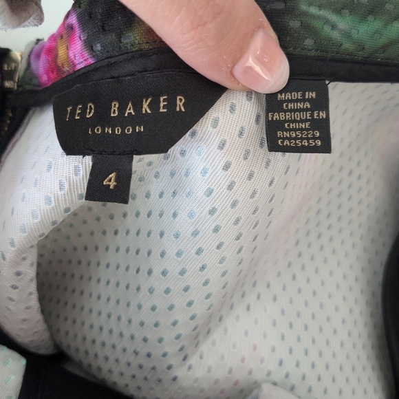Ted Baker "Dollia" Kaleidoscope Floral A-Line Skirt – Size  4 - Picture 5 of 5
